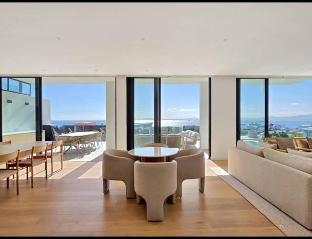 5 BEDROOM HOUSE FOR SALE IN GREEN POINT